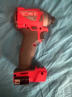 1/4 Milwaukee impact fuel driver