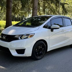 2016 Honda Fit Gas Saver Auto
