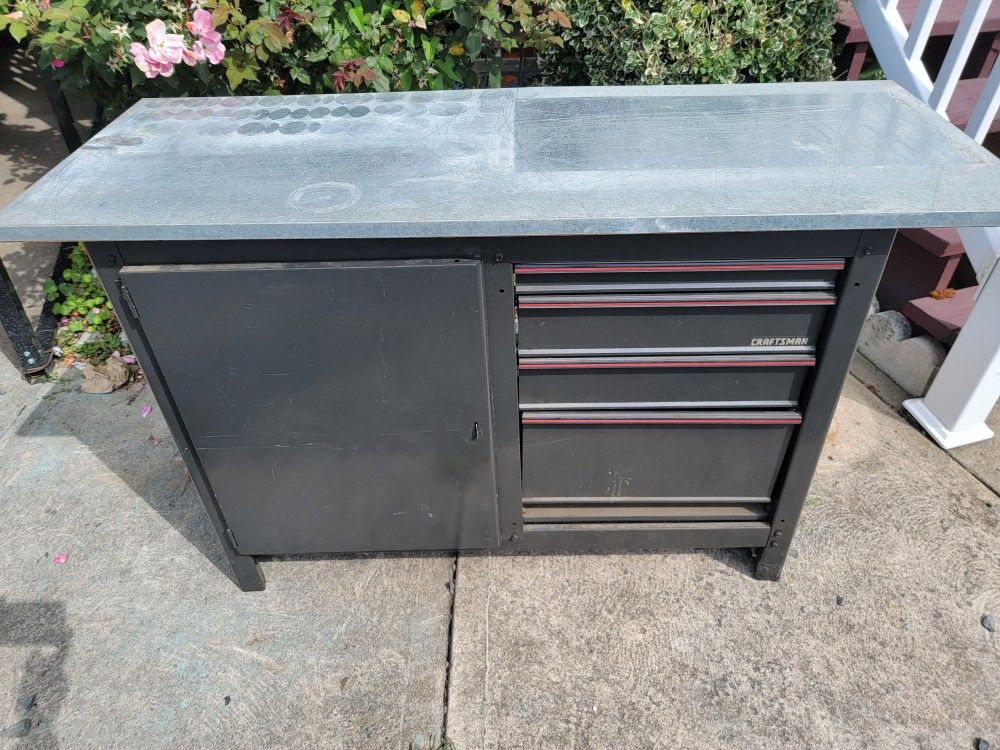 Craftsman Workbench With Tool Drawers