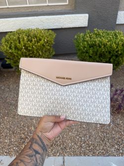 Michael Kors XL Clutch