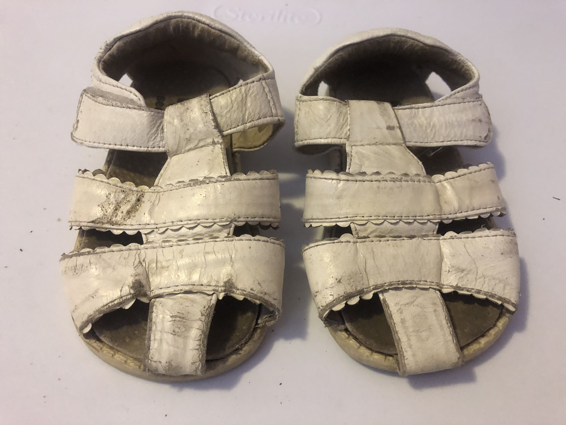 Size 7 toddler girl Sandals By see kai run