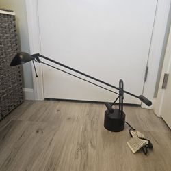 Architect LED Desk Lamp