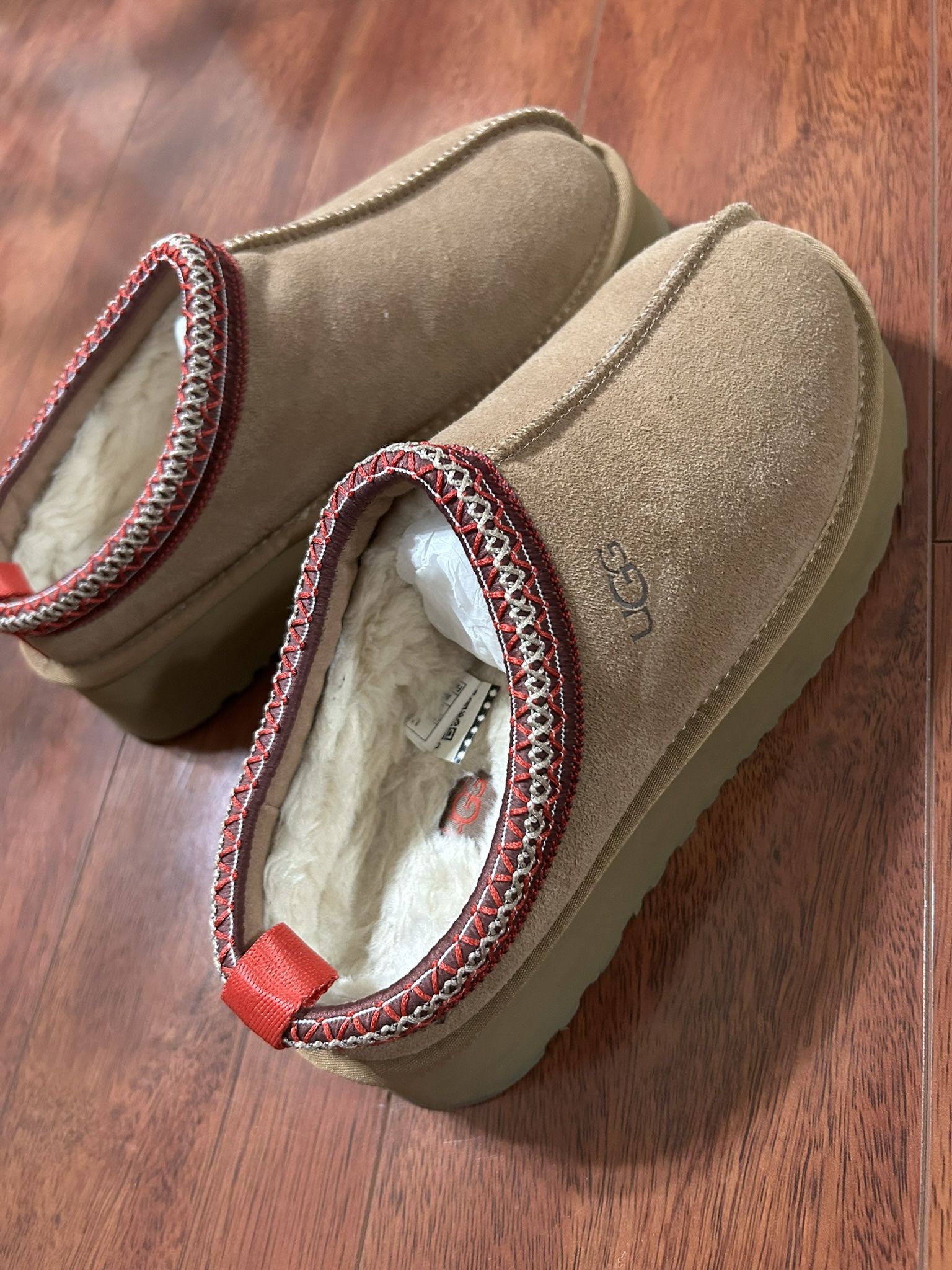 Ugg Tazz Platform