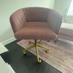 Pink Swivel Office Chair 