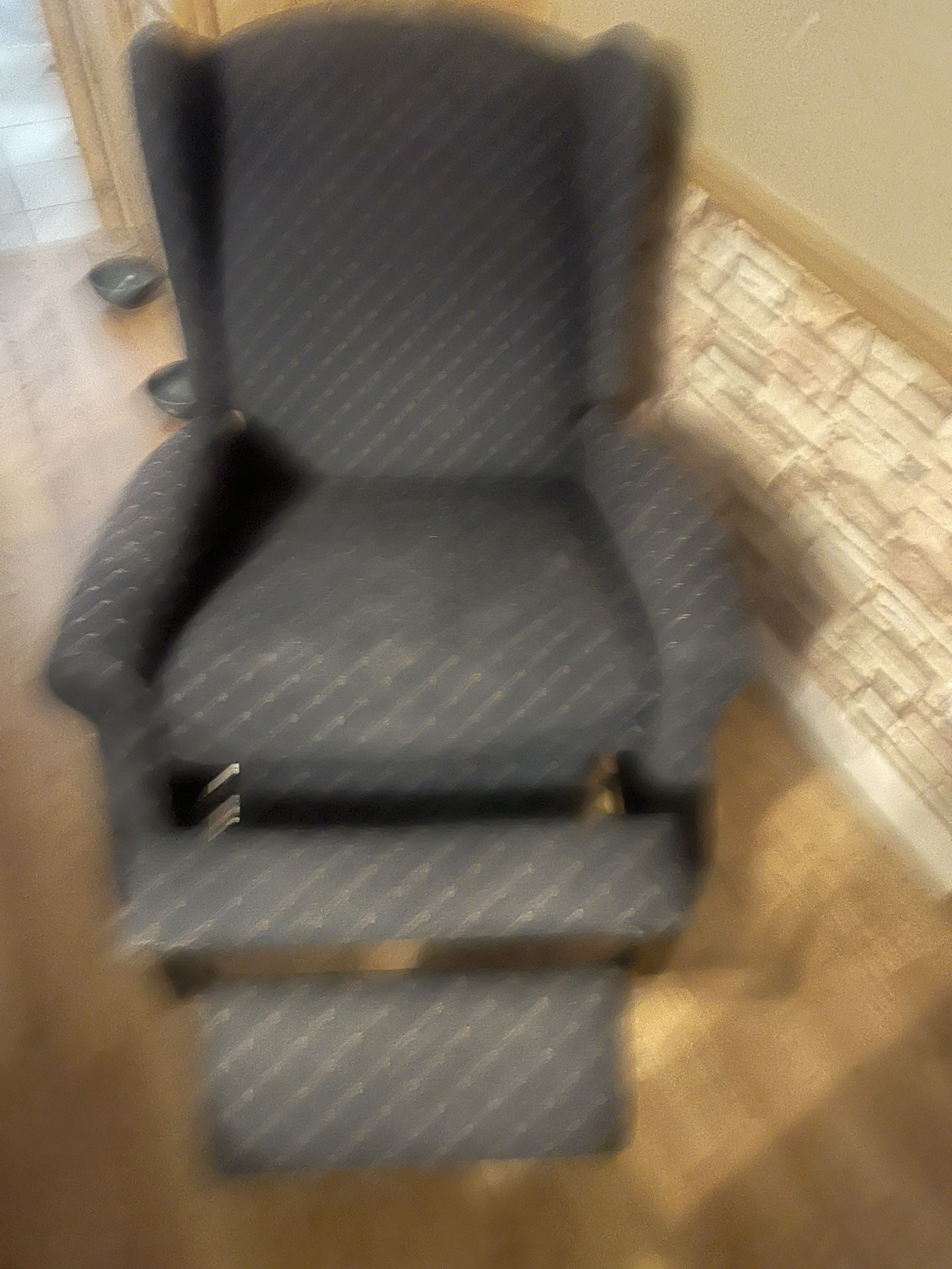 Lazy boy Accent Chair