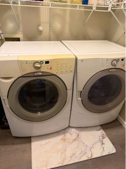 Washer and dryer whirlpool