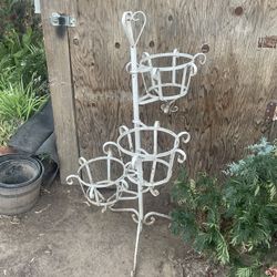 Metal Plant Stand 