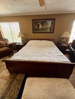 Sleigh bed California king