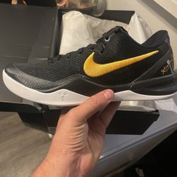 Kobe 8 Protro Lakers Away 