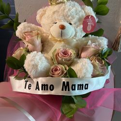Natural and artificial Floral Arrangements to give a beautiful detail to the mother, the grandmother, the mother-in-law, even the wife, are very beaut