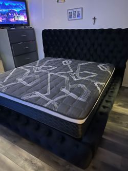 Elite midnight Queen Size Mattress Pillow Top 12" new mattress in a plastic sealed We offer same day delivery