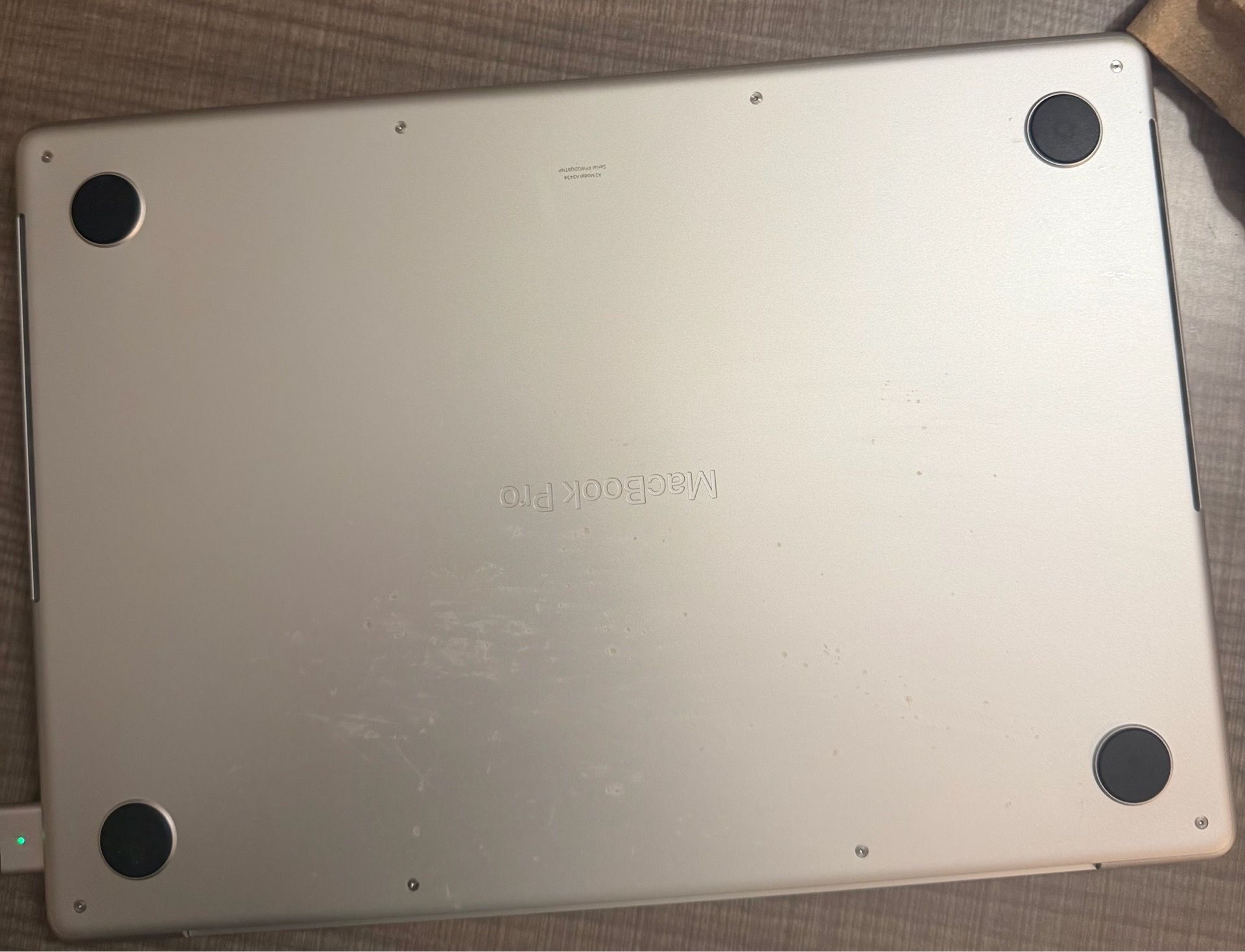 MacBook Pro 14″