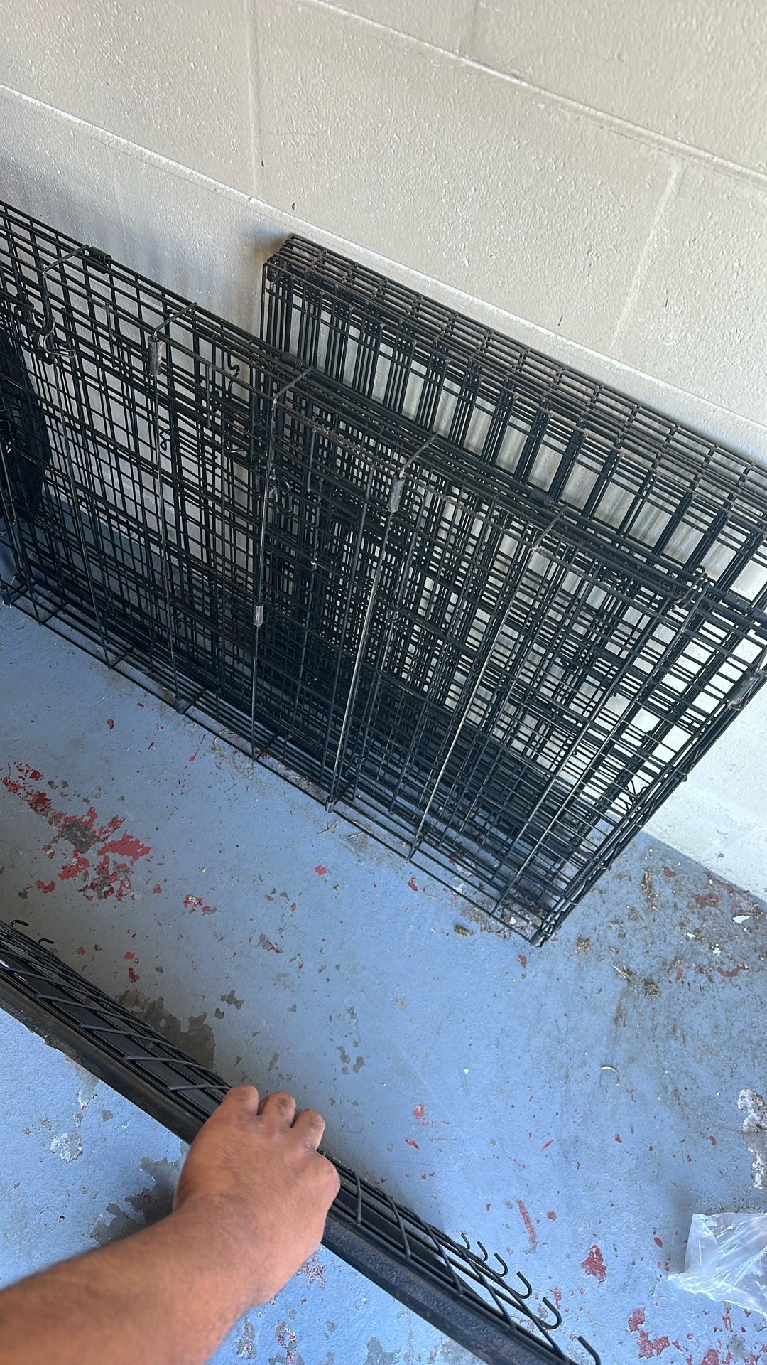 Large Dog Cages x2  42”
