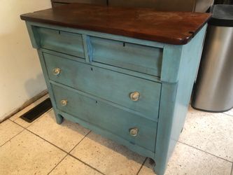 Small vintage dresser