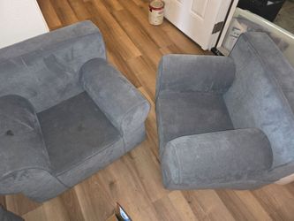 1 kids plush couch