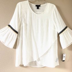 white blouse women's M brand new!
