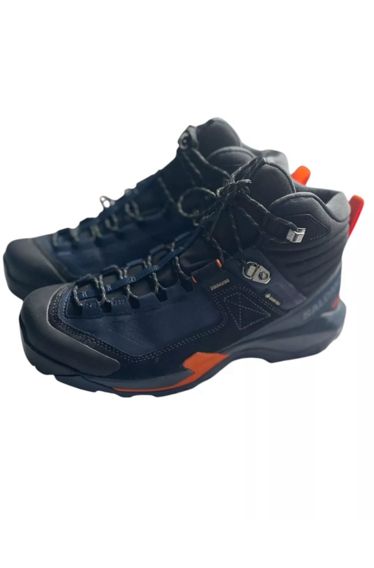 Salomon Hiking Boots Men’s 7.5 Waterproof Gore-Tex – New