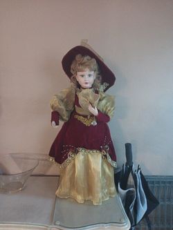 Old Fashion Meachanical Doll