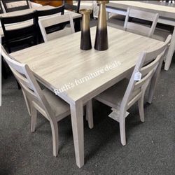 Cute! Small 5-pc Dining Table Set Light Gray New