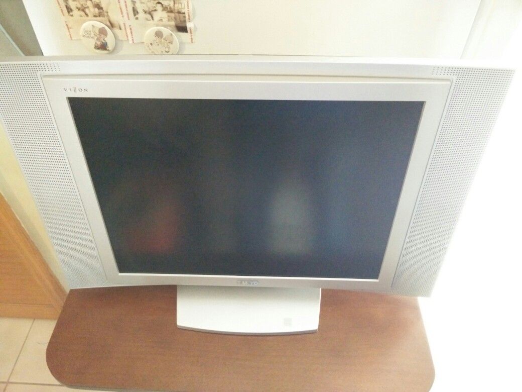 Sanyo tv. 20 inches clt2054..mint!!!