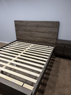 Living Spaces Bed And Night Stands