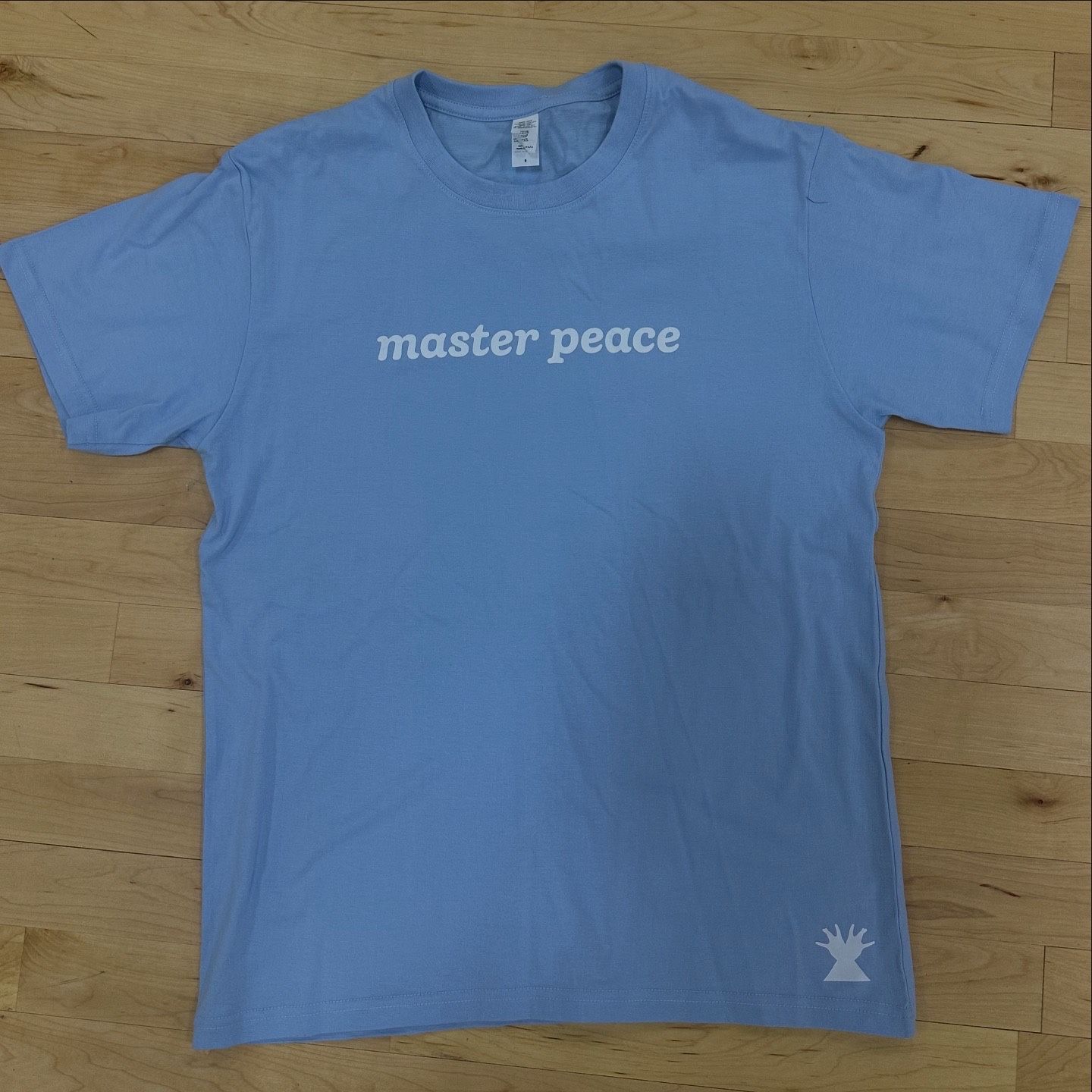 ‘master peace’ tee