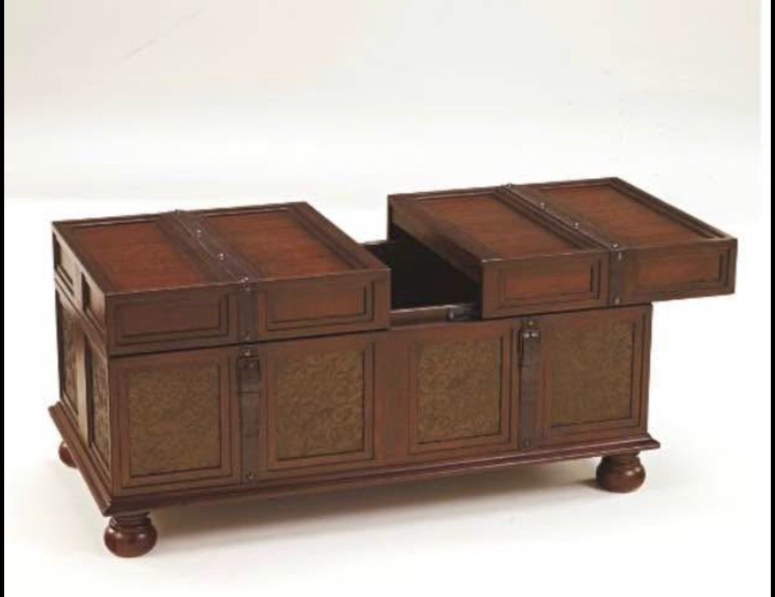 Ashley McKenna Furniture Dark Brown Cocktail table