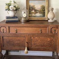 Antique / Vintage Solid Tiger Oak Wood Buffet / Sideboard