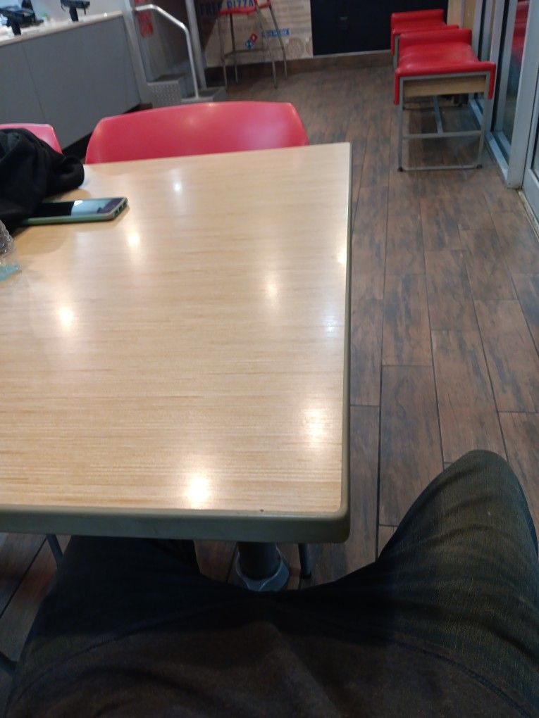 Dinning ROOM TABLE