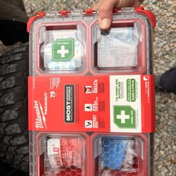 Milwaukee 79 Pack Out Med Kit * New*