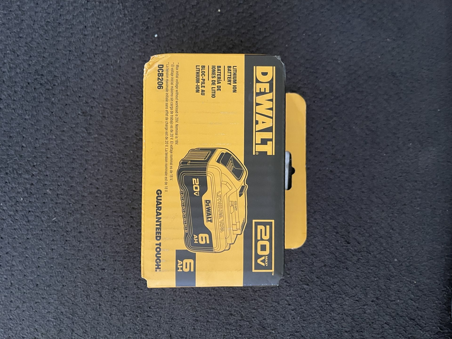 Dewalt Battery 6AH 20v. $75 Pock Up In Van Nuys