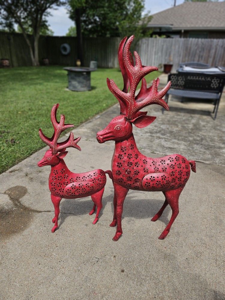 2 Metal deer decoration $100