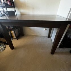 Dining Table - Pub Style/ Bar Height Chairs 