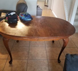 Solid wood Dinette Mahogany table. No chairs...