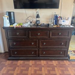 7 drawer dresser