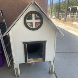 Dog House 