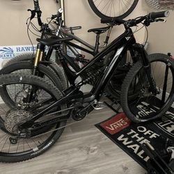 YT Mountain Bike E Bike