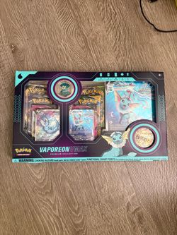 Vaporeon vmax premium collection box