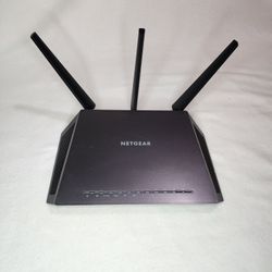 AC1900 ASUS Nighthawk WiFi Router