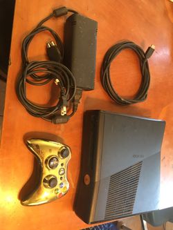 X-BOX 360 w/ Golden Controller
