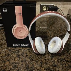 Rose Gold Beats Solo3 