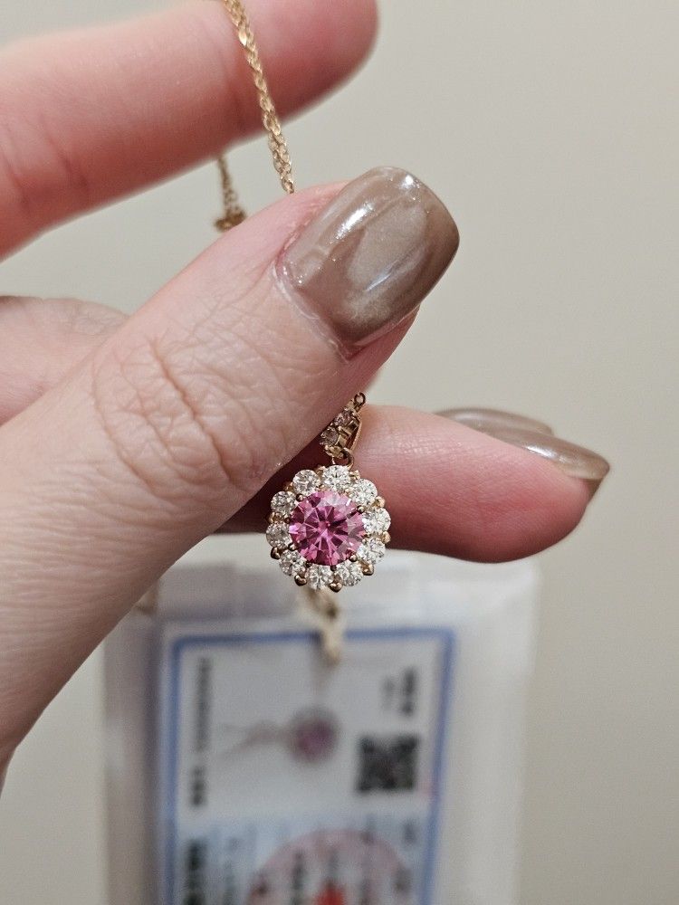 Certified Pink Moissanite Wedding Jewelries 