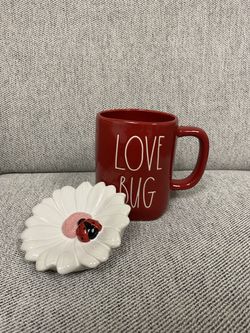 Rae Dunn “Love Bug” Mug