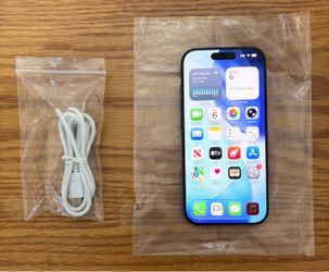 iPhone 17 Pro 256GB Unlocked 100% Battery Heath - Mint Condition