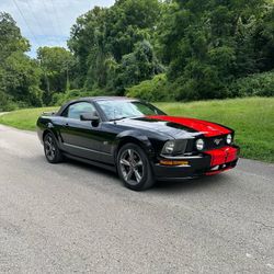 2005 Ford Mustang