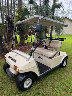 RUNNING AND DRIVING CLUB CAR GOLF CART!! CHEAP!!
