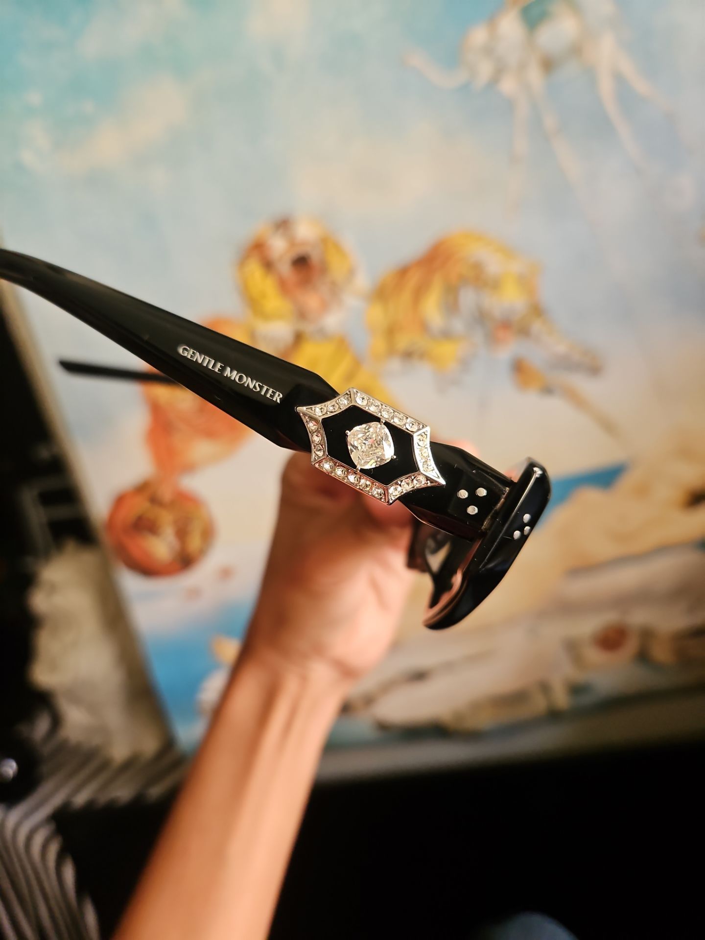 Gentle Monster Ruvy Van Sunglasses