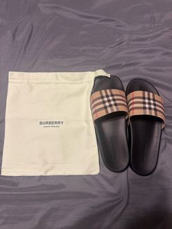 (BEST OFFER) Burberry slides