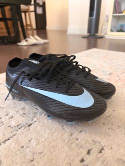 Nike Mecurial Vapor 16 elites Soccer Cleats Black and Blue Men size 6