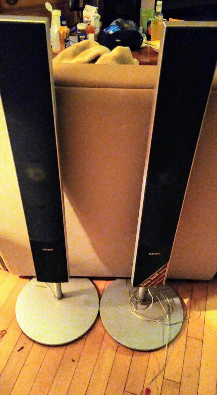Speakers 